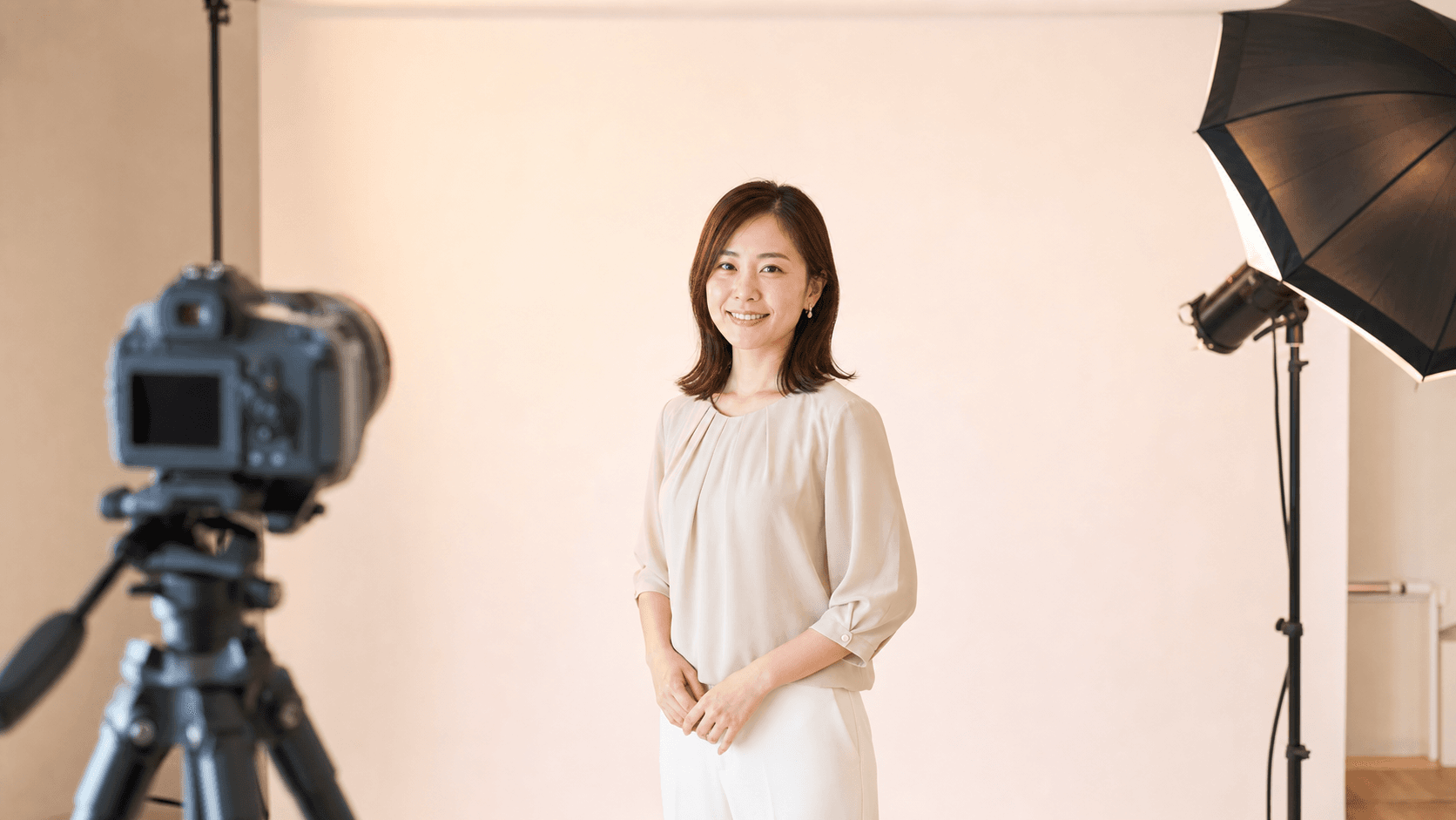 外見に自信がない人こそプロのプロフ写真が効く理由【体験談・サービス比較】